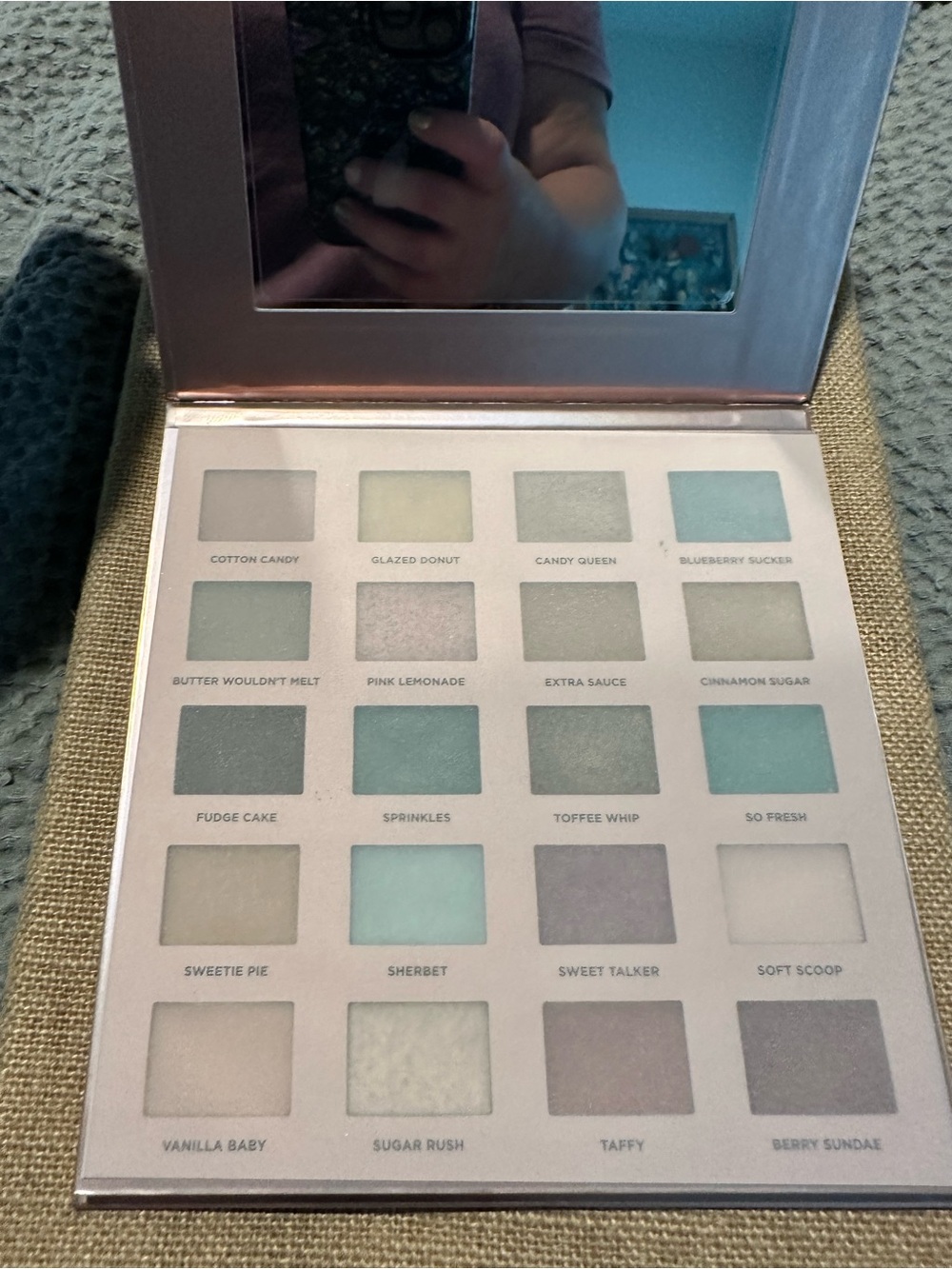 ICONIC London Treat Yourself Eyeshadow Palette